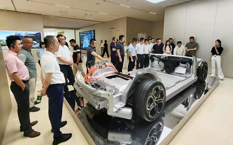 组织企业走进小米汽车超级工厂 供应链管理服务的深度赋能之旅